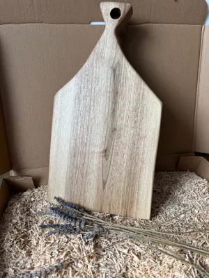 Deska do krojenia z orzecha włoskiego pod grawer