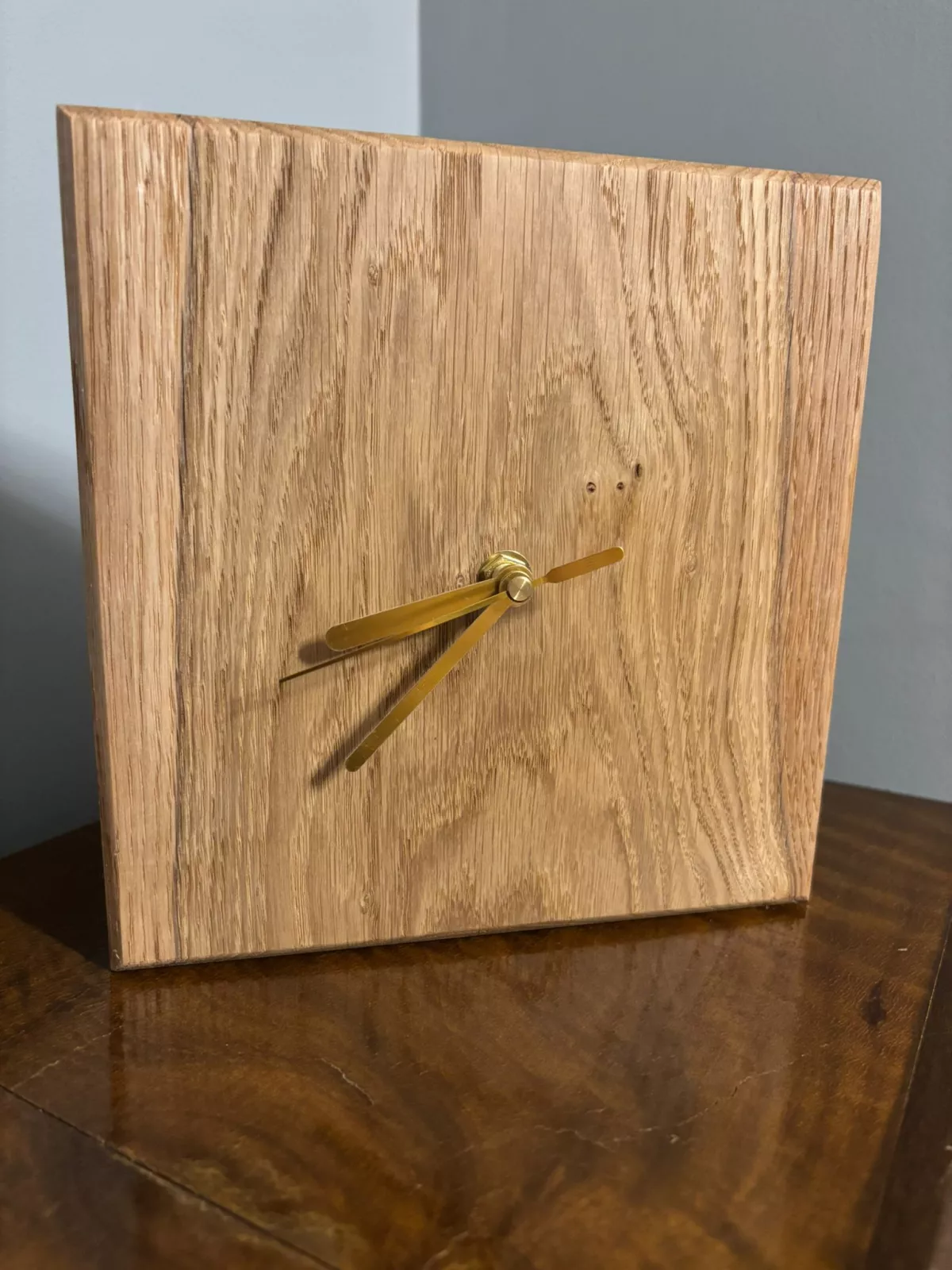 zegar debowy minimalistyczny driftwod pod grawer