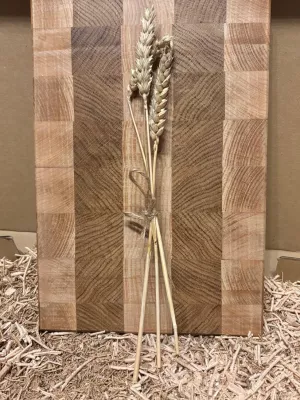 Deska do krojenia sztorcowa dębowo bukowa driftwood Pod grawer  personalizowana na prezent , na różne okazje premium