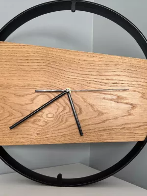 Drewniany zegar ścienny w metalowej ramie Driftwood