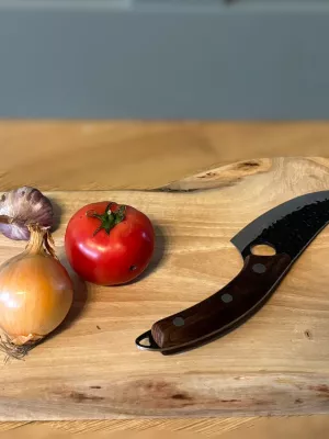 Deska do krojenia z orzecha włoskiego - monolit Driftwood nr 6