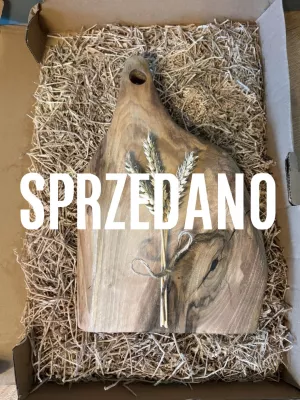 Nazwa produktu: Deska do krojenia z orzecha włoskiego - monolit Driftwood Nr 0
