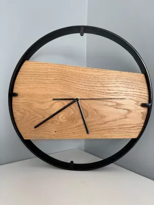 Drewniany zegar ścienny w metalowej ramie Driftwood