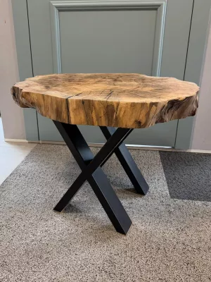 Stolik kawowy z plastra wiązu driftwood