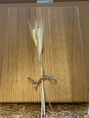 Dębowa deska do krojenia gruba solidna na prezent pod grawer nr 3