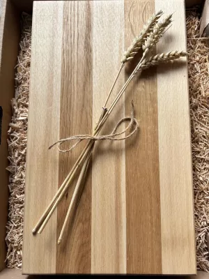 Deska do krojenia klejona z buku i dębu - Driftwood premium pod grawer