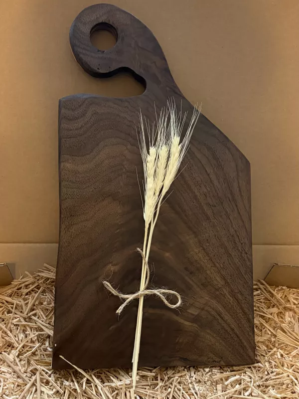 Produkt Deska do krojenia z orzecha amerykańskiego elgancka premium na prezent pod grawer nr 3 Zdjęcie